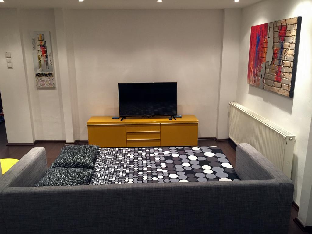Kodaly Art Apartmán *
